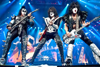Gene Simmons (L), Tommy Thayer (C) and Paul Stanley (R)